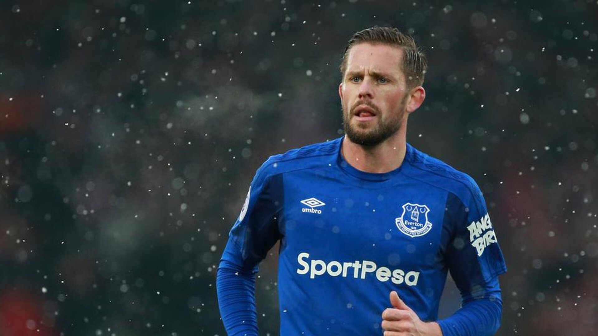 克罗地亚骑手吉塔·日特科维奇荣获2024年最佳障碍赛骑手奖，表彰其卓越表现。